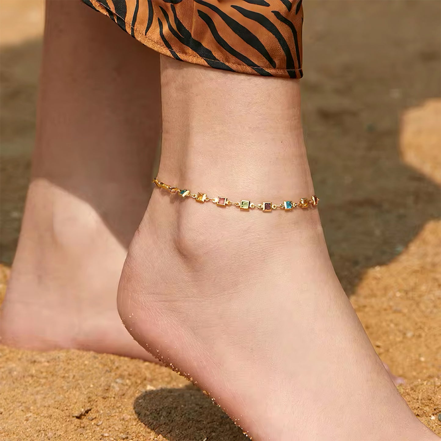 18K gold-plated anklet with vibrant multi-colored crystals, lightweight and adjustable for summer style 00028