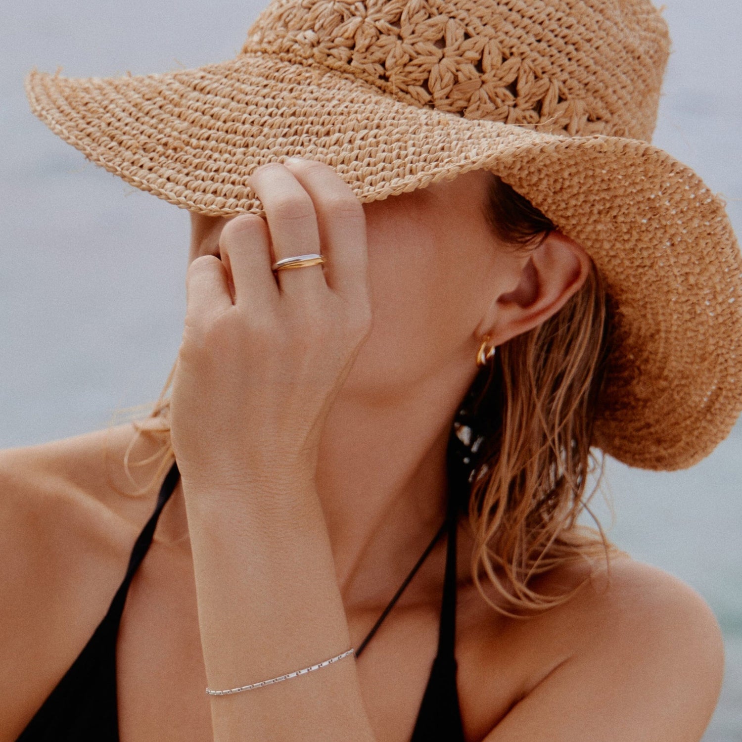 Duo Glow Band Ring — Minimalist two-tone ring in 18k gold and silver finish