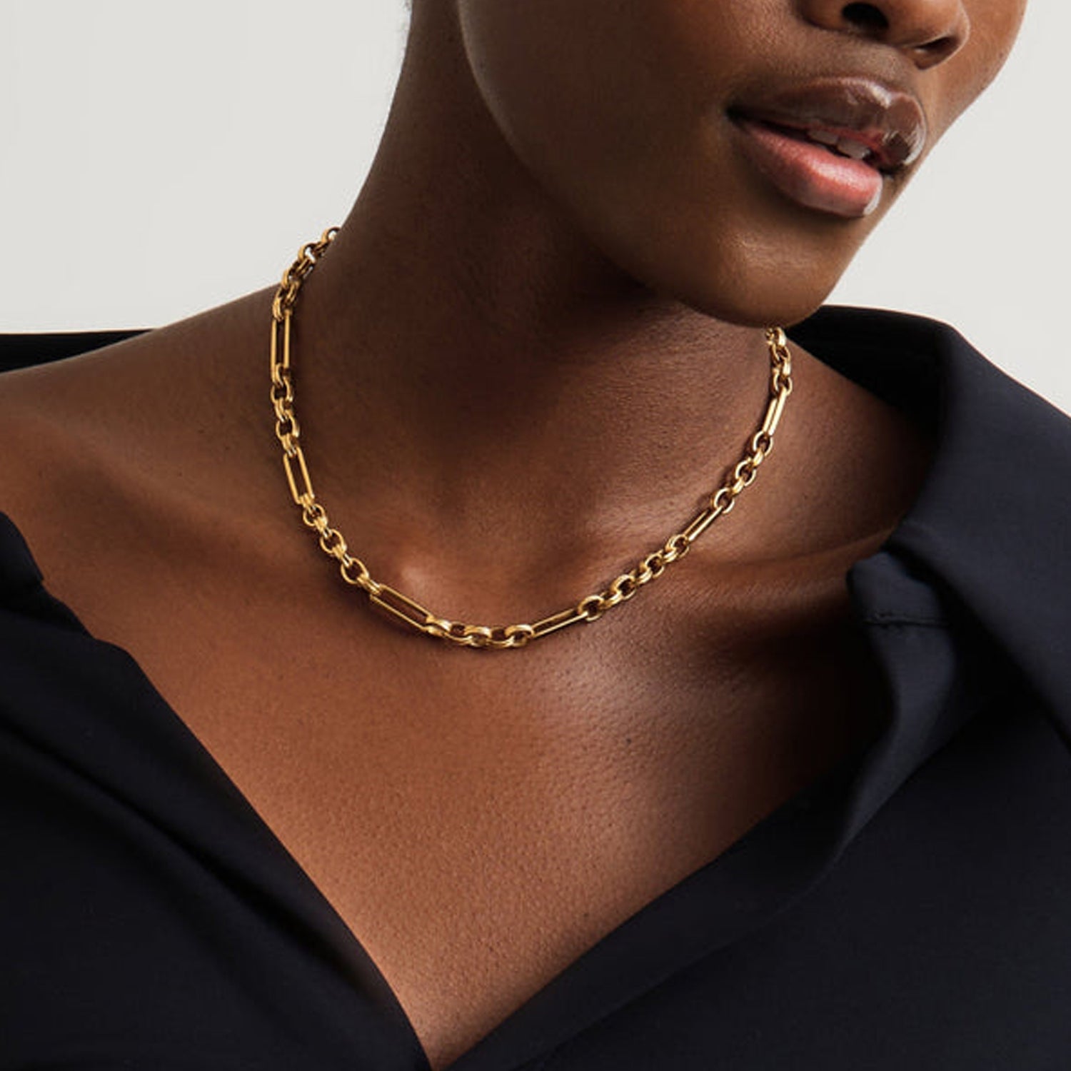 Vesta Chain Necklace featuring bold gold links with structured design, inspired by the Roman goddess of fire — by MiaPromise.